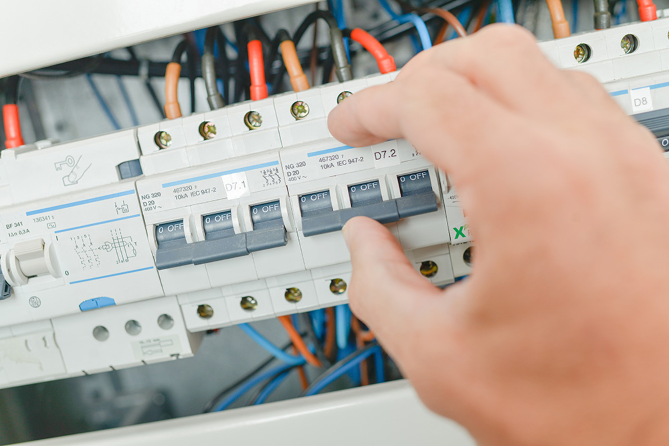 Elektro­installation bei Elektro-Technik Herold in Weismain